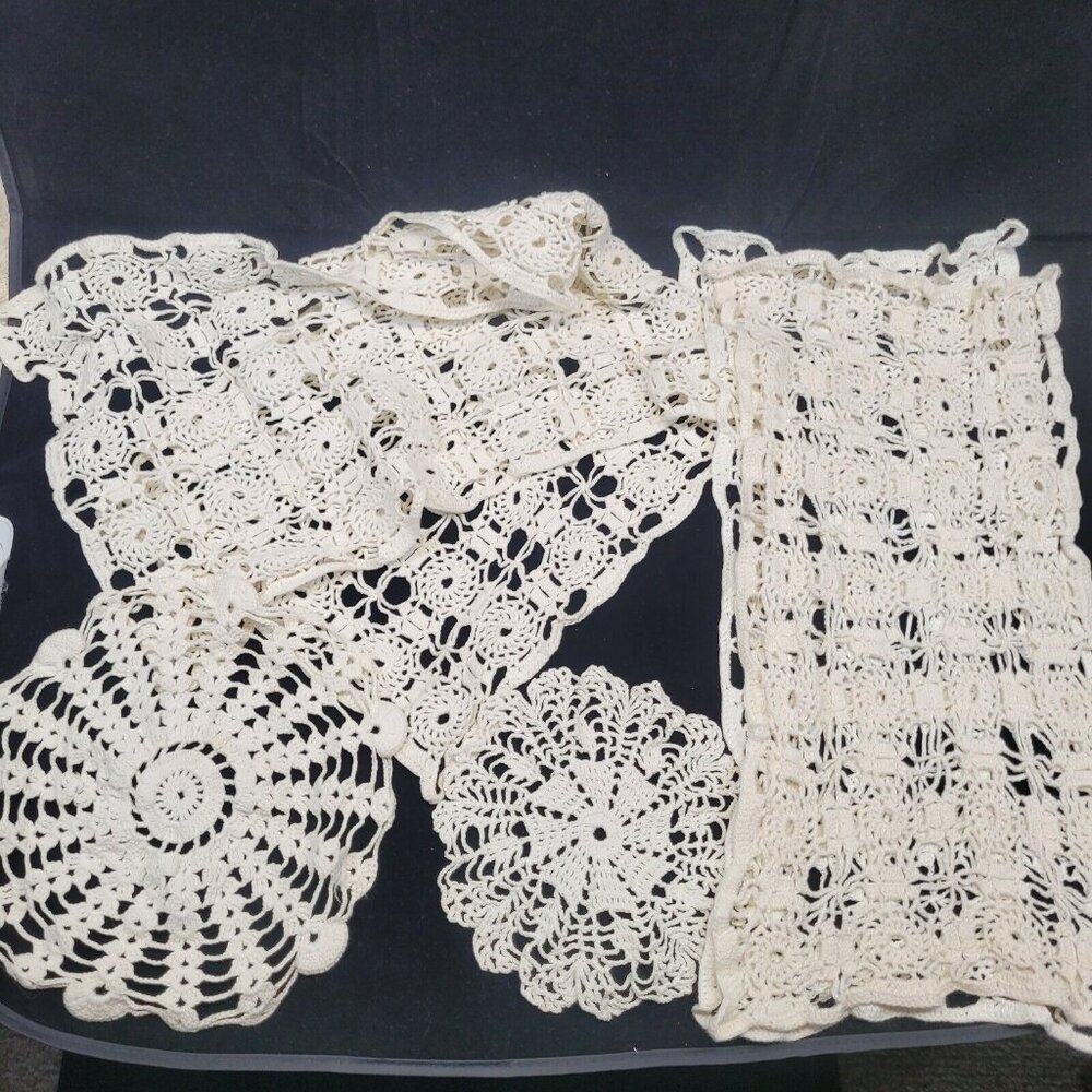 6 Crocheted Doilies Linens Table Runners Placemats‎ Lace Granny Core Boho Vtg